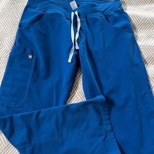 Women’s Figs Kade royal blue medium petite